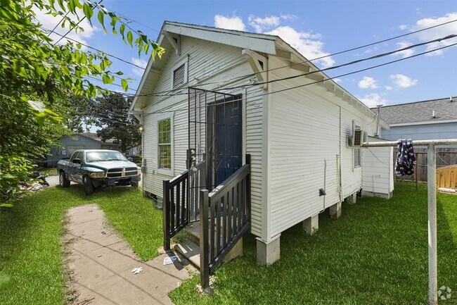 Building Photo - 3019 Florida St Unit 3 Rental