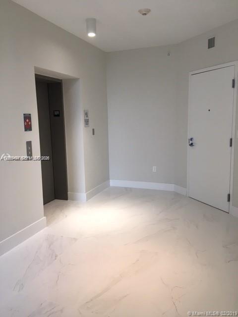 Photo - 16385 Biscayne Blvd Unit 621