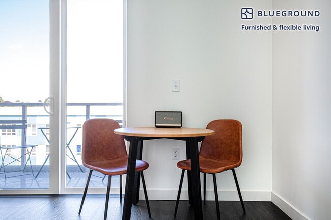 Photo - 118 Broadway E Unit FL6-ID132