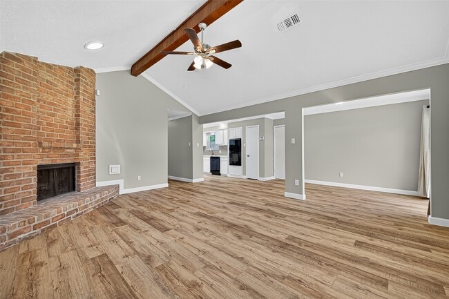 Photo - 3019 Jenny Dr