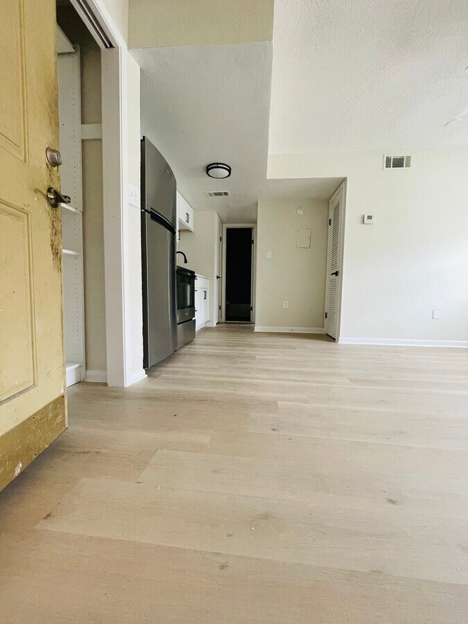 Photo - 13214 Bunn Cir