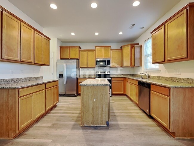 Photo - 185 Clubhouse Dr