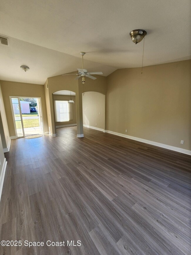 Photo - 1244 Lynne Dr