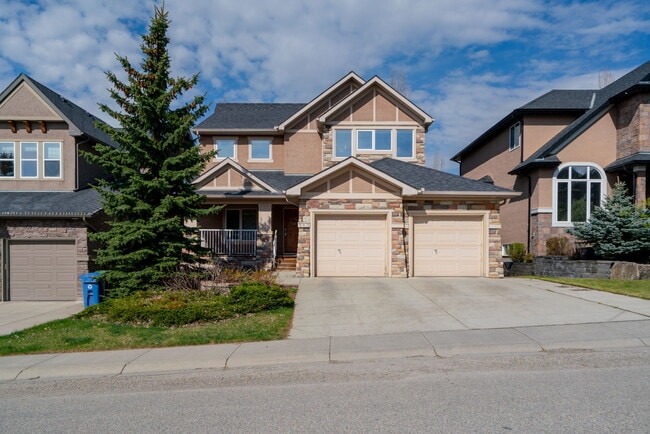 Photo - 113 Aspen Stone Rd SW