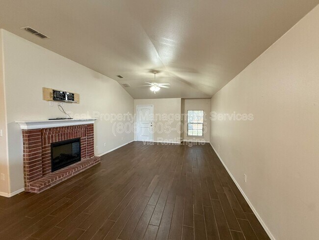 Photo - 9104 Quincy Ave