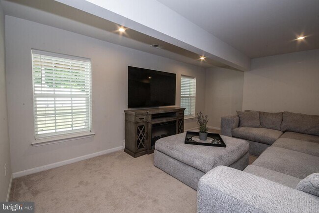 Photo - 225 Brafferton Blvd