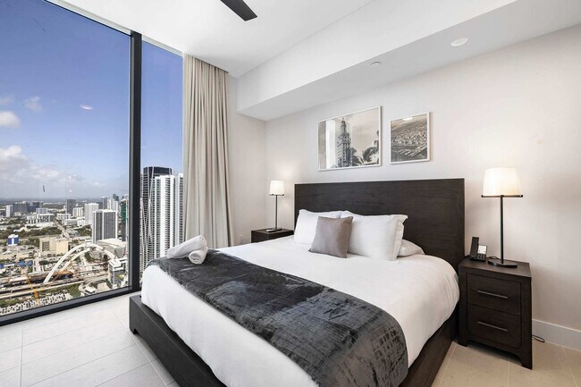 Photo - 159 NE 6th St Unidad FL51-ID1060838P