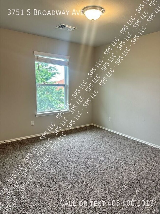 Photo - 3751 S Broadway Ave