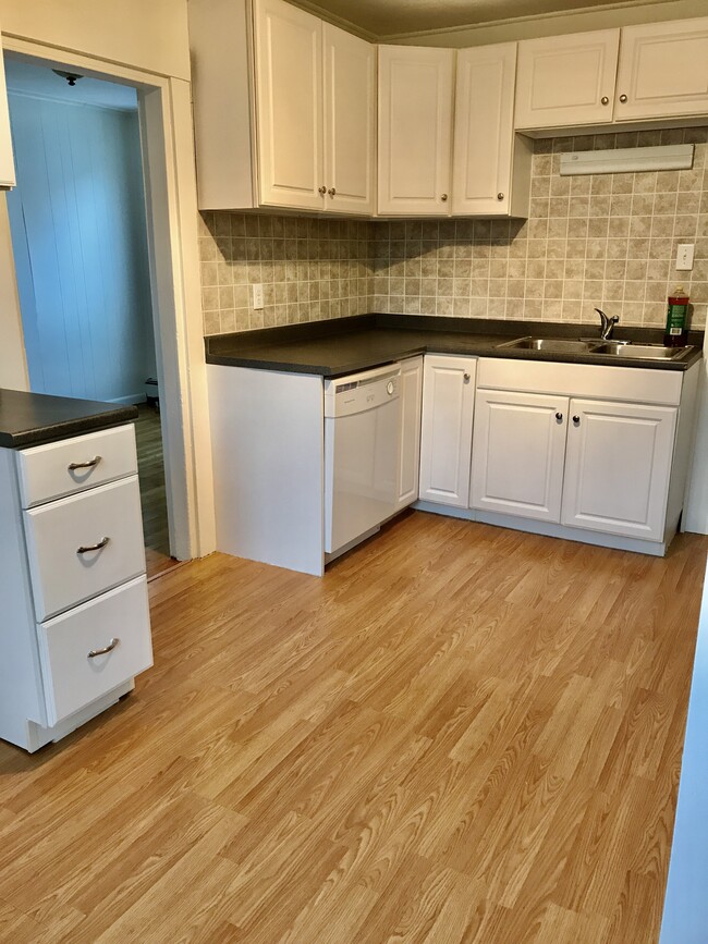 Photo - 77 High St Unit 202