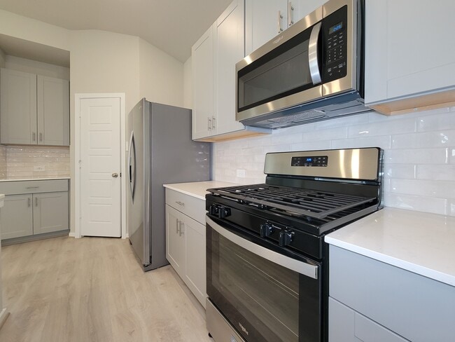 Photo - 17415 Butterfly Orchid