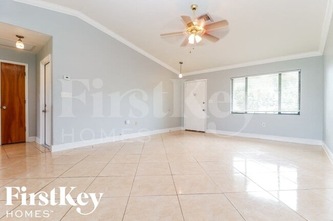 Photo - 8401 Buena Vista Rd