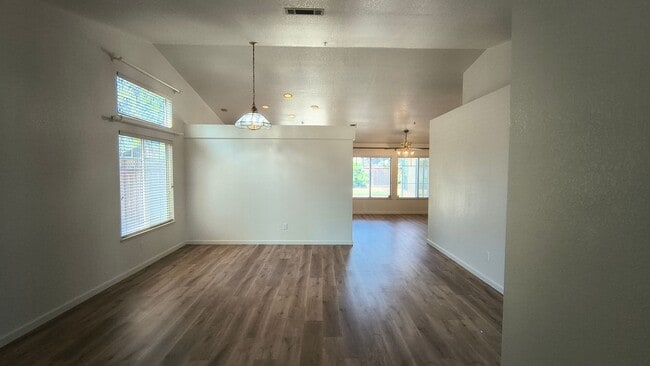 Photo - Brand New Flooring and FRESH Paint - SPACIOUS 3 BEDROOM HOUSE IN LIVERMORE!!!