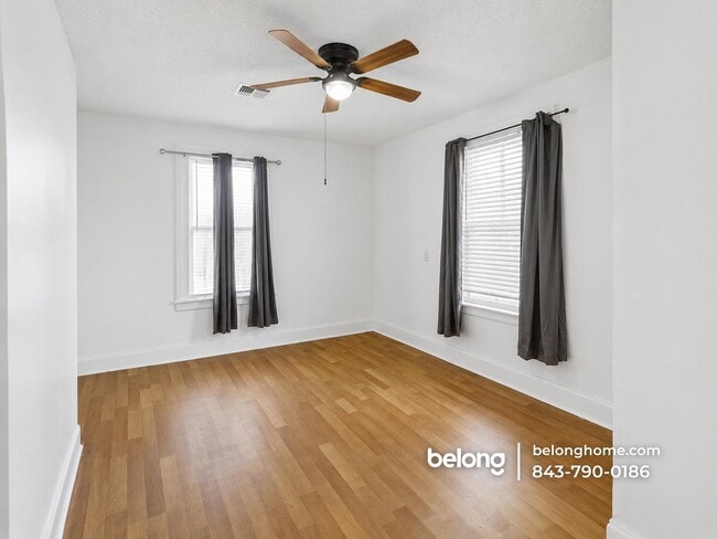 Photo - 914 Beman St