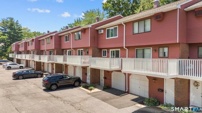 Photo - 146 Churchill Dr Unit 146