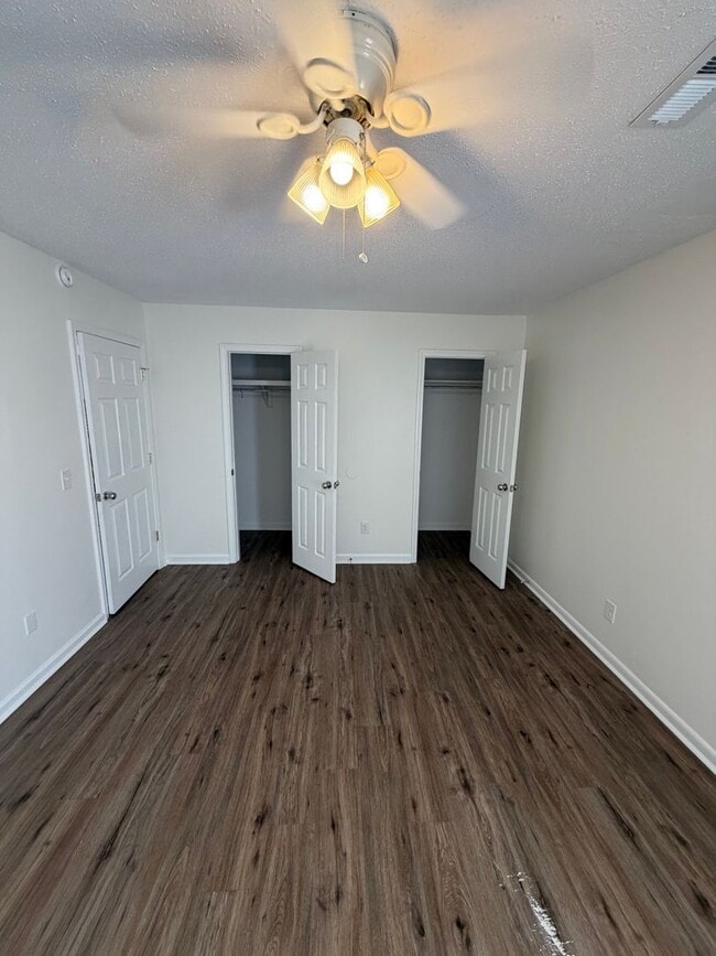 Photo - 106 Corley St