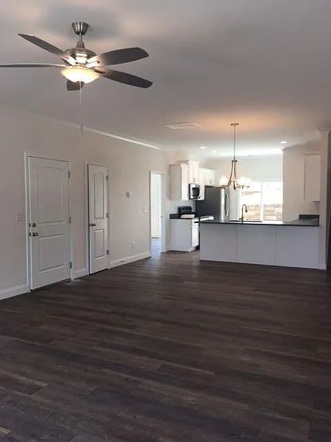 Photo - Inquire today on how to get FREE rent!
