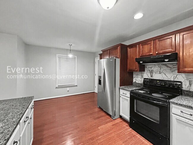 Building Photo - 1153 Smith St SW