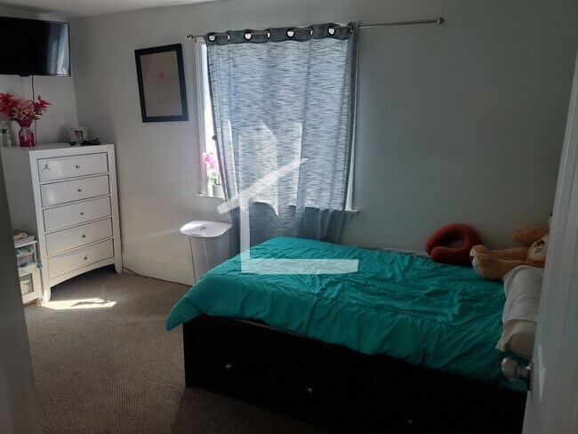 Photo - 31 Hopedale St Unit 1