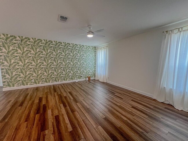 Photo - 512 Barbary Coast Ln