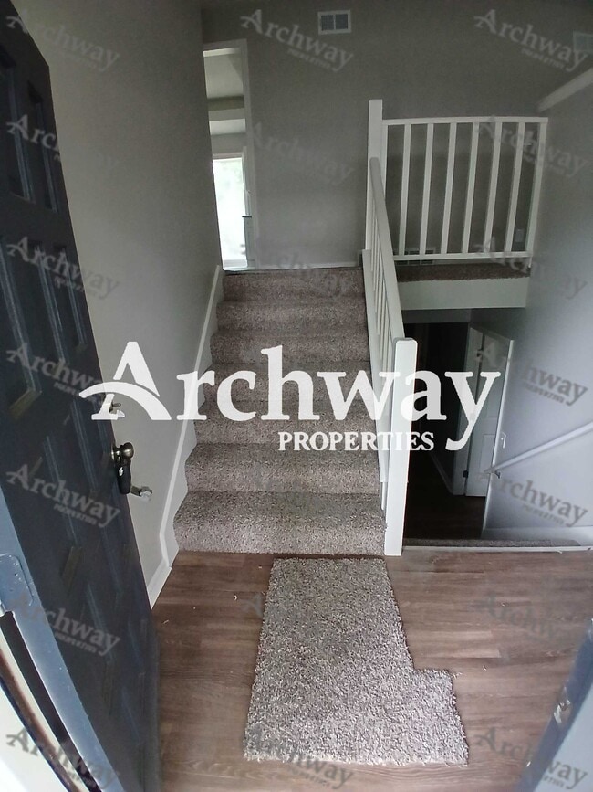 Photo - 1319 S 28th St