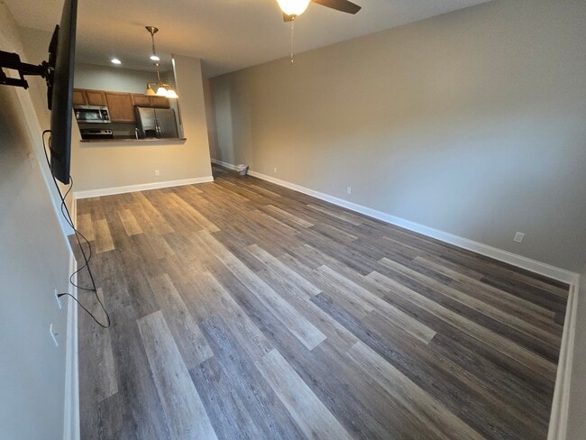 Photo - 20 Foxden Dr Unit FOXDEN DRIVE