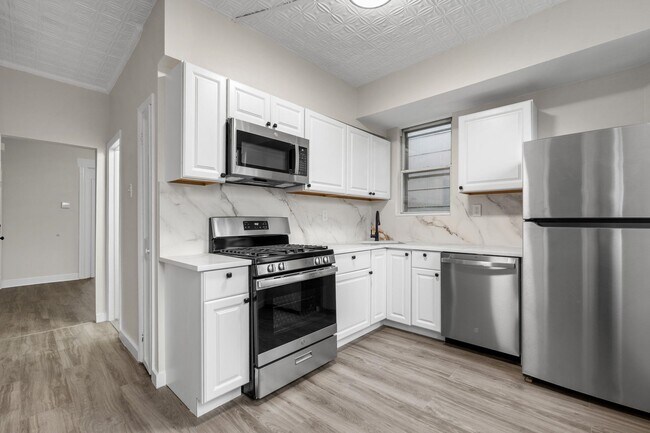 Photo - 292 Claremont Ave