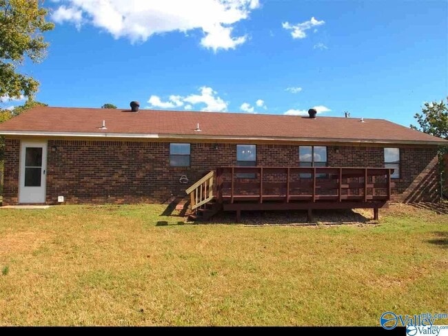 Photo - 104 Woodlawn Dr