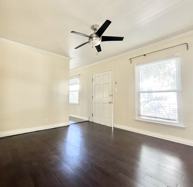 Photo - 6028 Cadillac Ave Unit 1