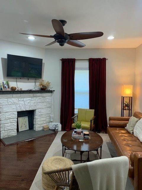 Photo - 5 Lakeview Dr SE