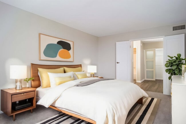 Photo - Indie Fairview