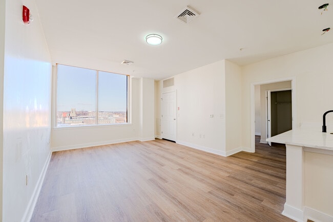 Photo - 333 State Street