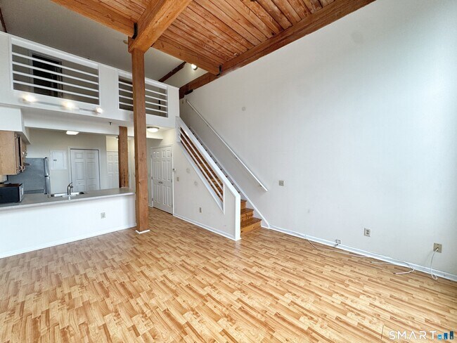 Photo - 25 Grand St Unit 140
