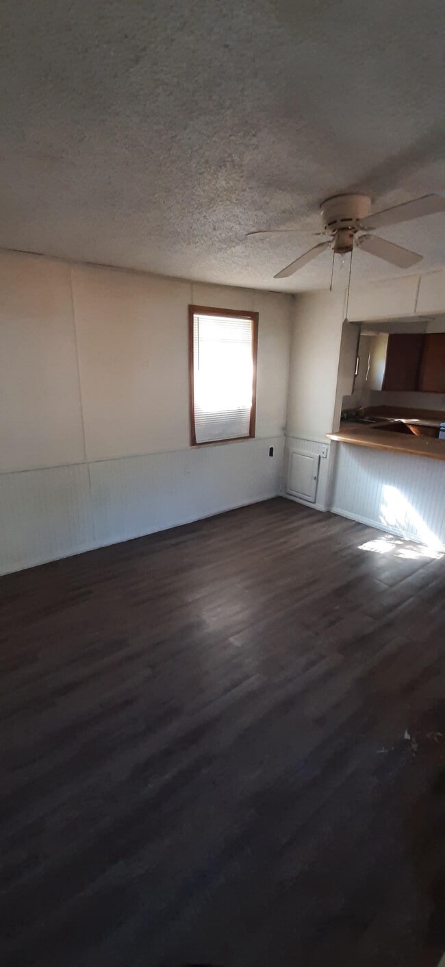 Photo - 17237 N Hwy 71