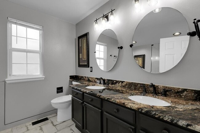 Photo - 11565 Crow Hill Dr