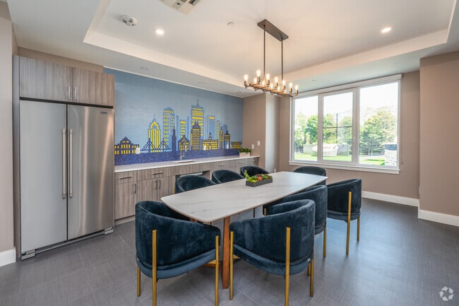 Meeting/Game Room - Presidential Point