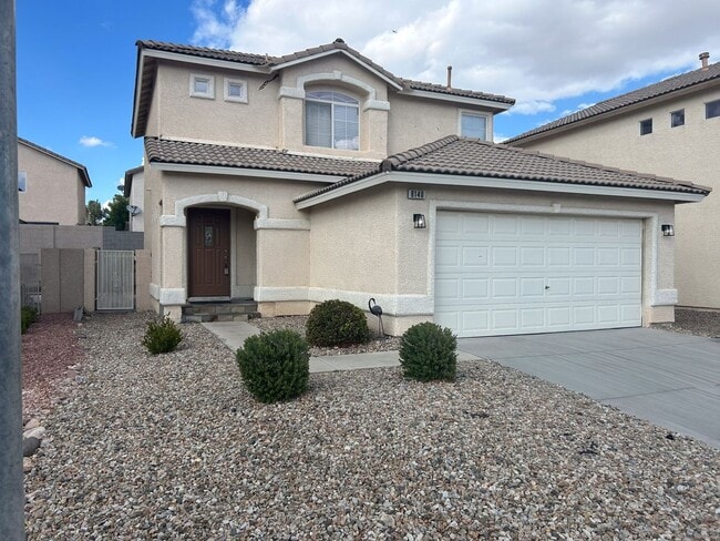 Building Photo - 3 Bedrooms | 2.5 Bathrooms-
