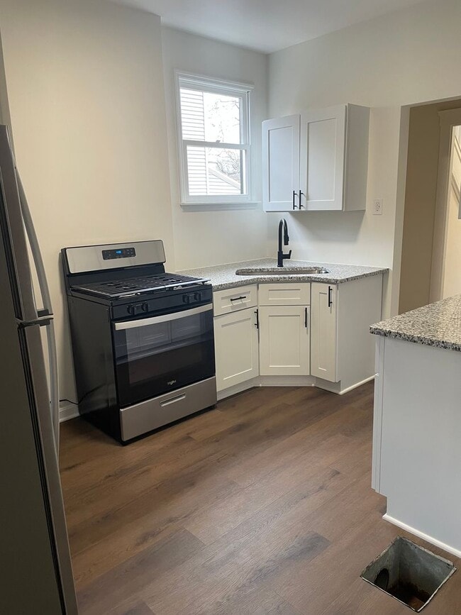 Photo - Three bedroom single family home!