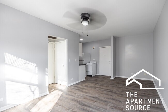 Photo - 4031 N Kenmore Ave Unit 407