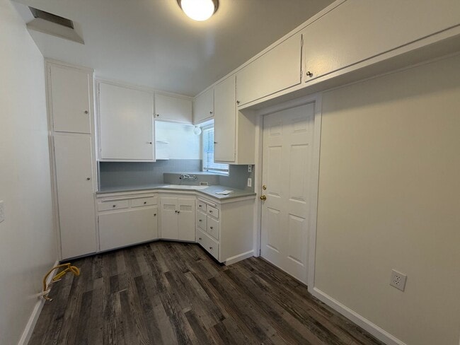 Photo - Cozy 1bd 1 ba Available NOW