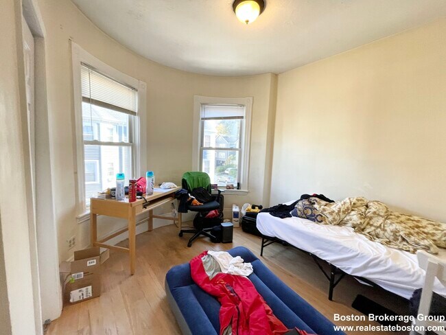 Photo - 17 Sachem St Unit 3