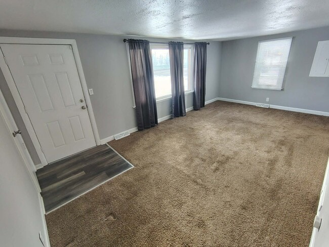 Photo - 4190 S Linden Rd