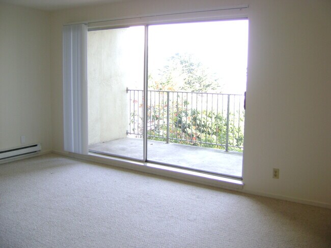 Photo - 150 Gardenside Drive Apartamentos Unidad 205