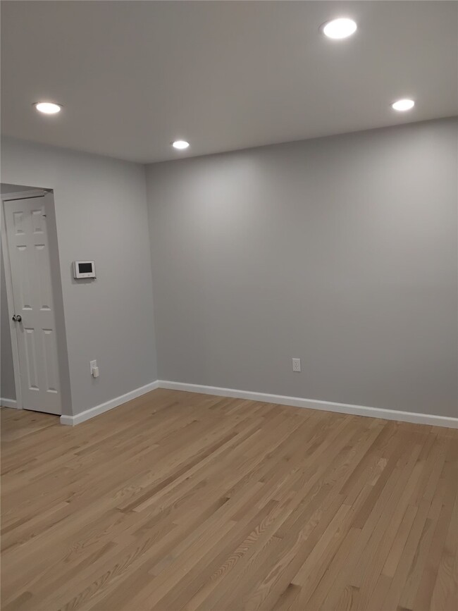 Photo - 7454 Blanding Dr