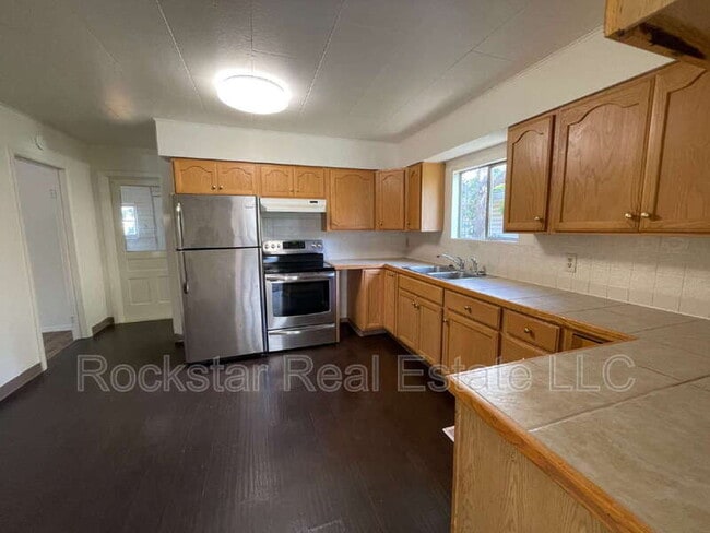 Photo - 1011 E 12th Ave