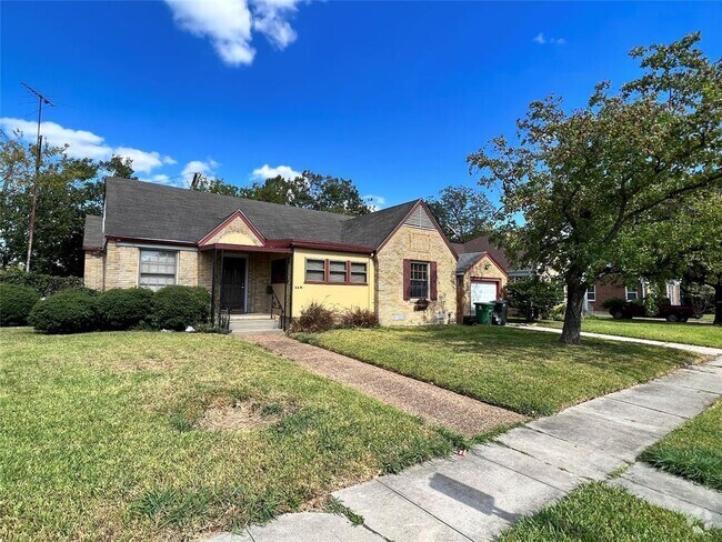 Building Photo - 6601 Sylvan Rd Rental