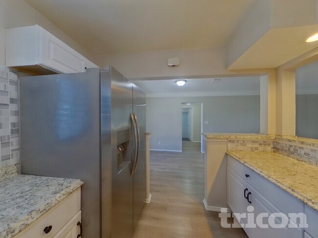 Photo - 6630 17th Ln N