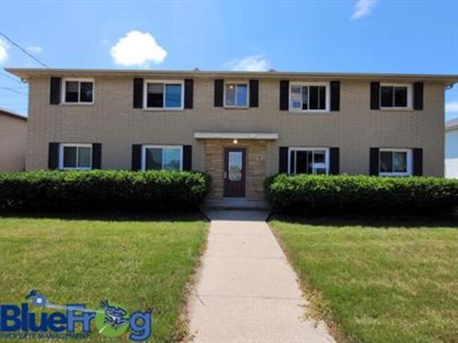 Building Photo - 1511 W 4th St Rental