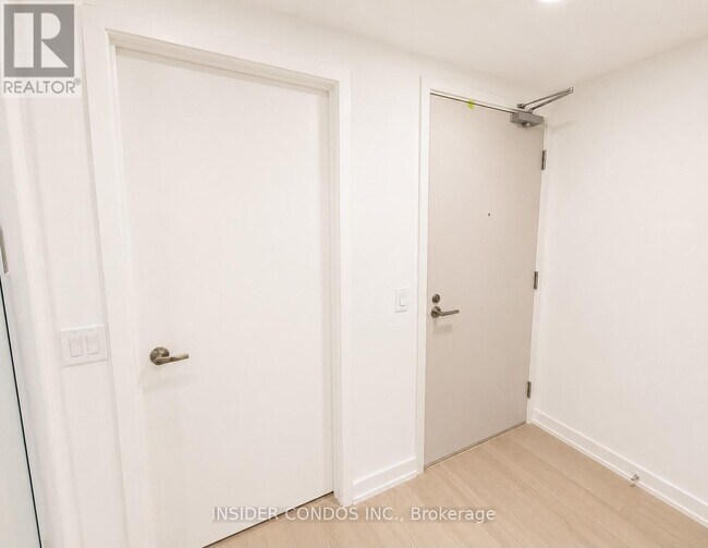 Photo - 4010 Eglinton Ave W Unit 504