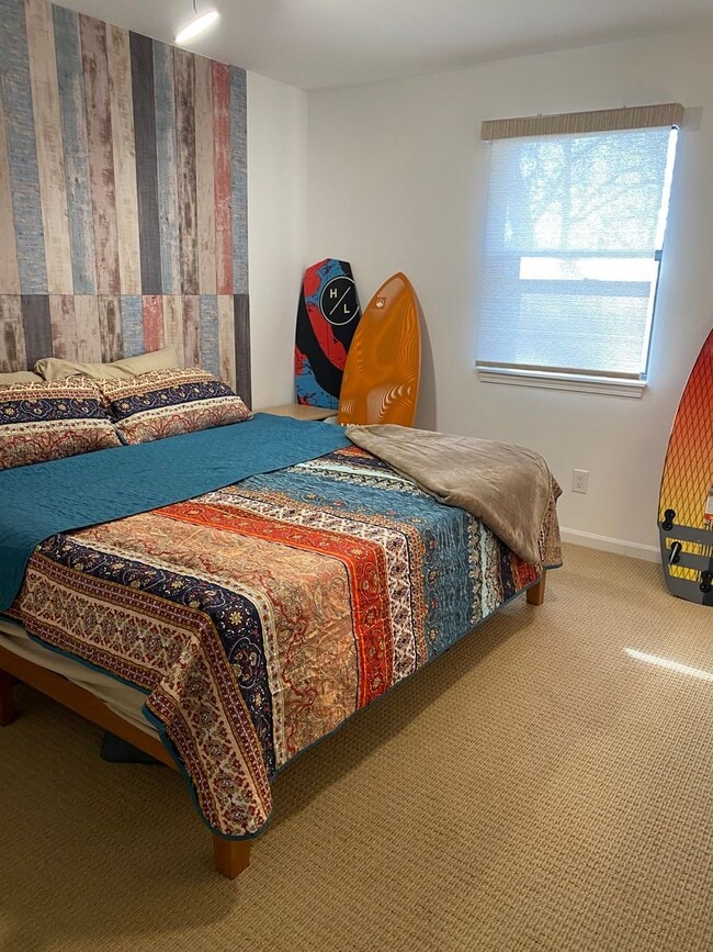 Building Photo - Slice of Paradise in Kimberling Shores