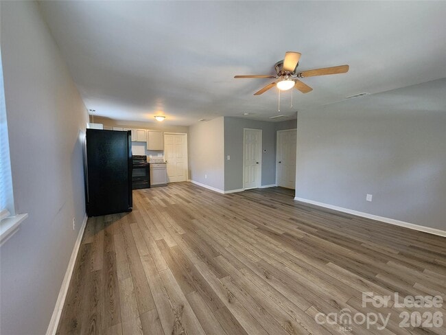 Photo - 4633 Club View Dr